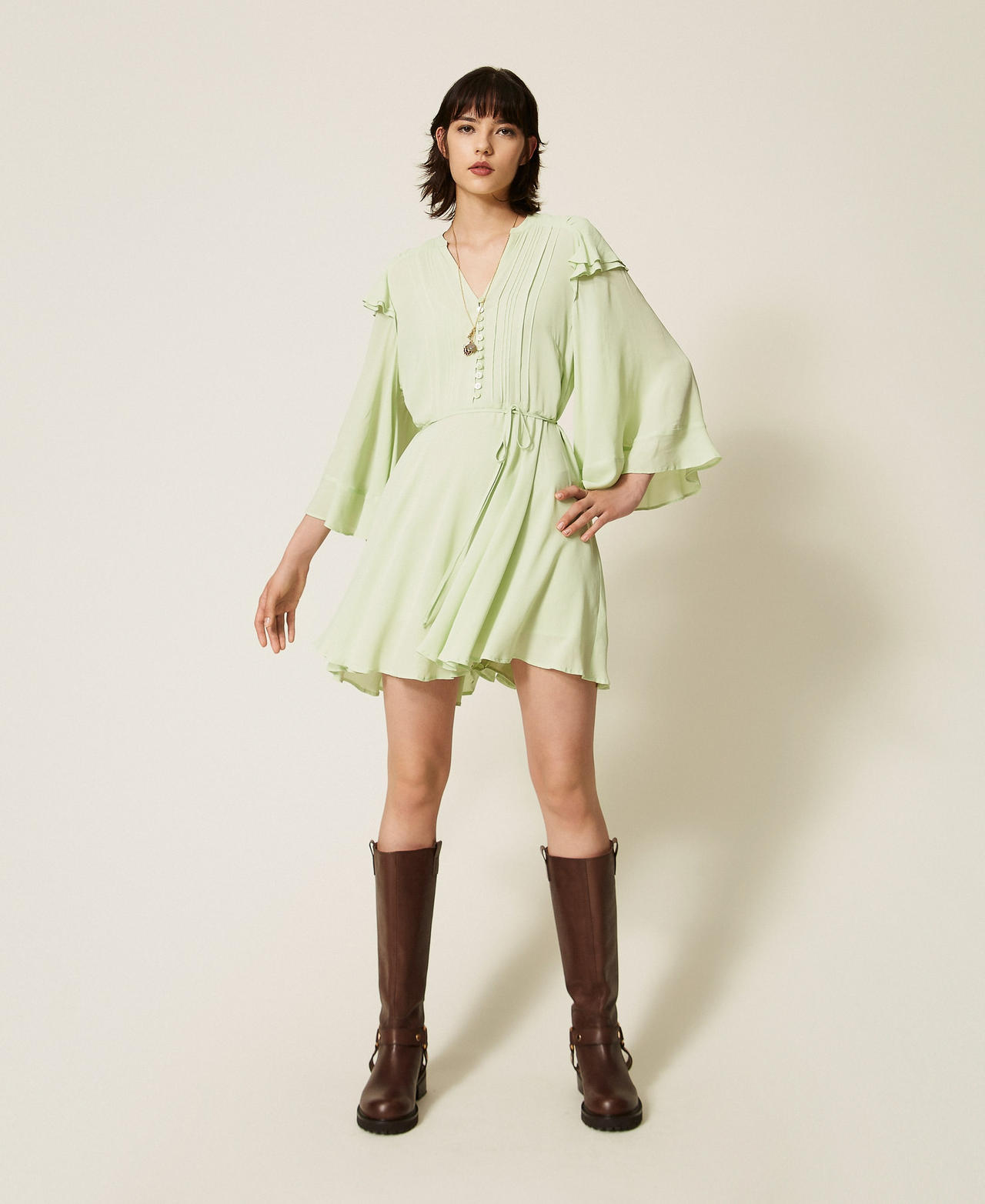 Abito corto in cr&ecirc;pe de Chine con volant Green Pastel Donna 262TP2348_13636_02