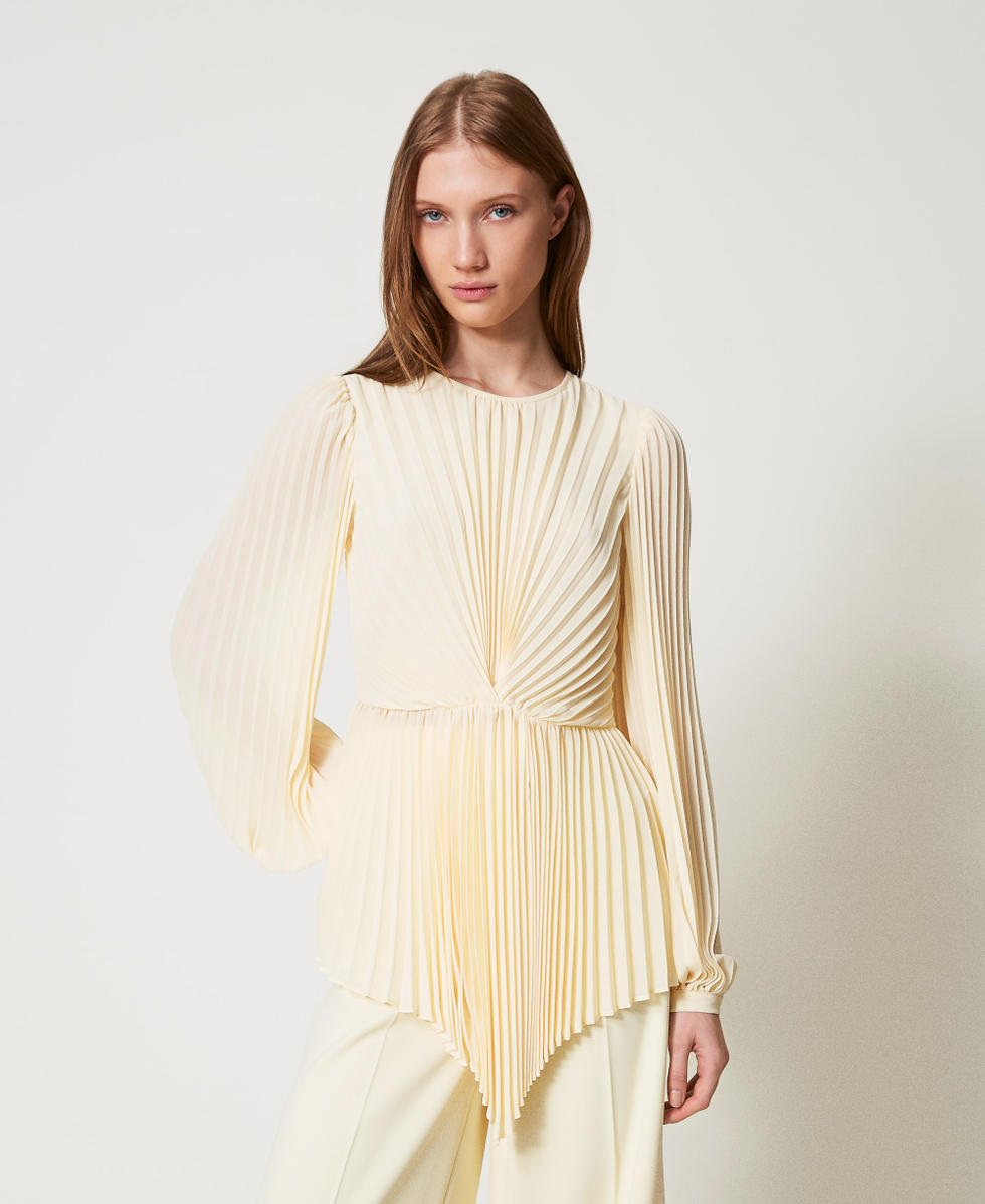 Blouse en cr&ecirc;pe georgette pliss&eacute; Vanille Femme 251TP2333_12143_02
