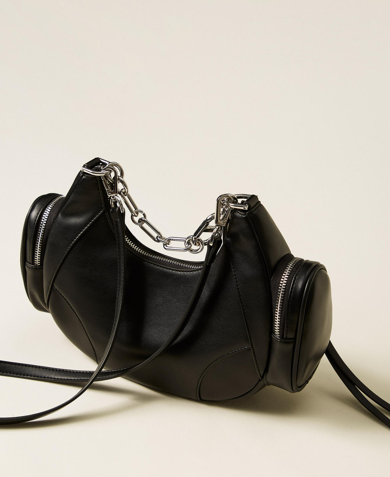 Croissant bag with pockets Black Woman 252TD8180_00006_03