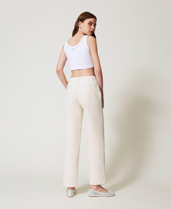 Hose aus Bull-Denim mit Bio-Baumwolle