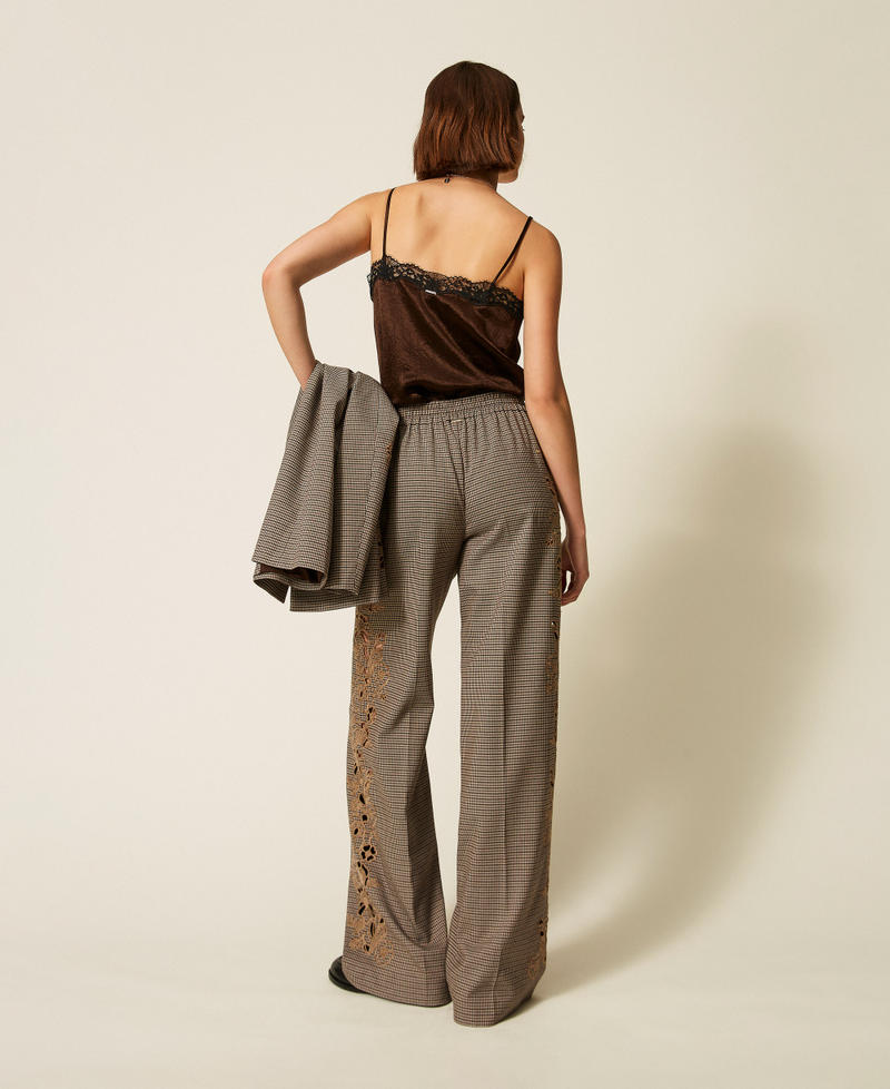 Houndstooth palazzo trousers with embroidery "Oak" Beige/Darkness Brown Houndstooth Woman 262TP2631_13828_03