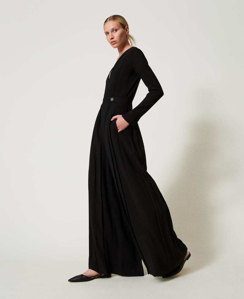 Pleated crêpe jumpsuit with buttons Black Woman 242TT2170_00006_02
