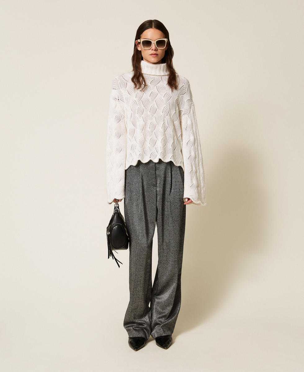 Rollkragenpullover aus Wollmischung mit Feston Wei&szlig; Schnee Frau 252TT3424_00282_T0