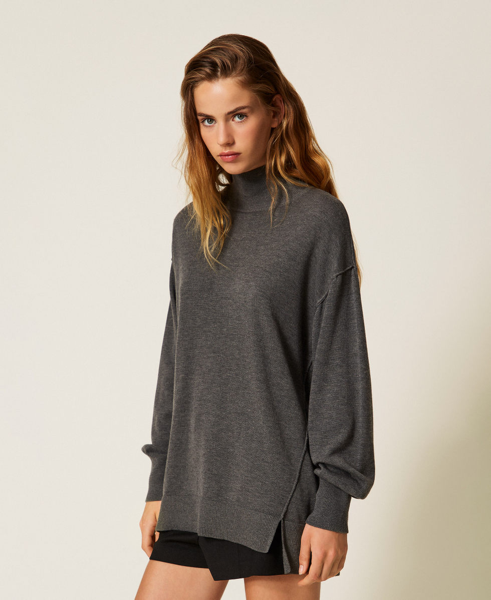 Jersey oversize de cuello cisne Gris M&eacute;lange Medio Mujer 252AP3053_0082M_01