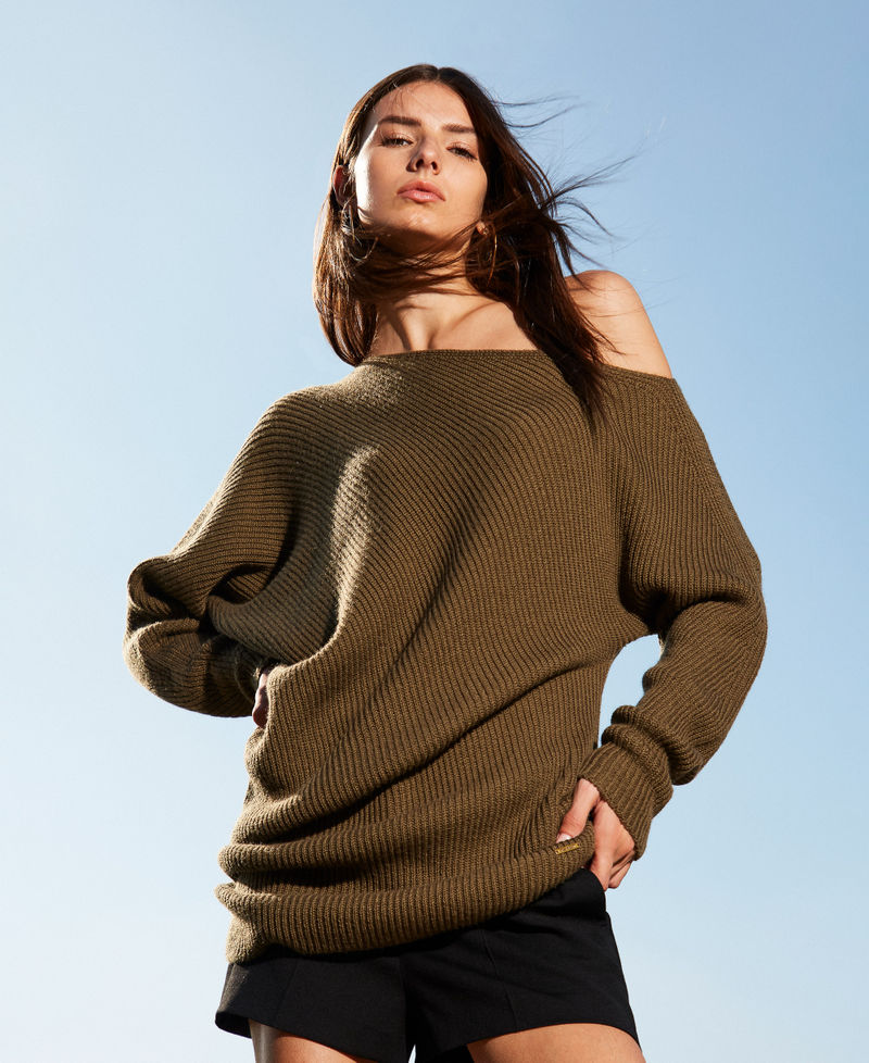 Asymmetrischer Pullover aus Wollmischung Green Olive Frau 252LI3MAA_12655_PC
