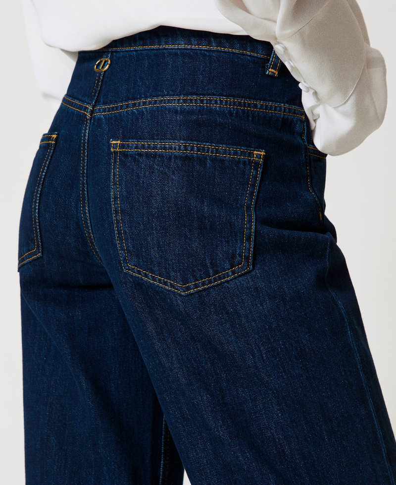 Jean droit bleu foncé