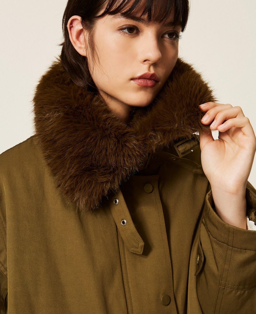 Gabardine parka coat with faux fur collar Beech Green Woman 262TP2180_12537_05