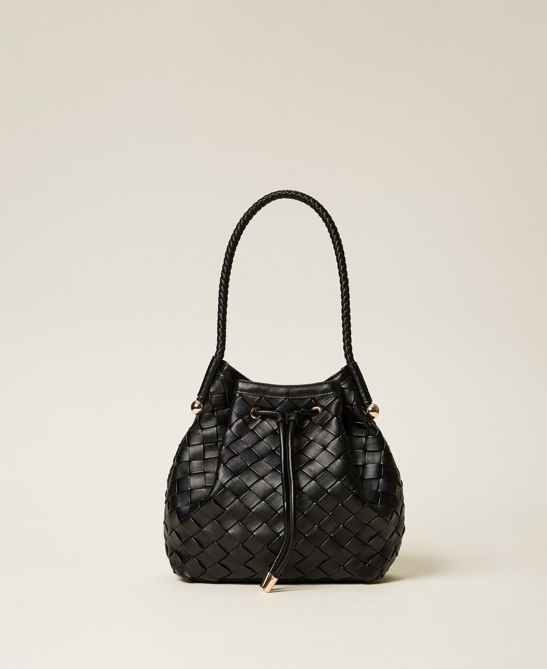 Sac seau tressé à la main