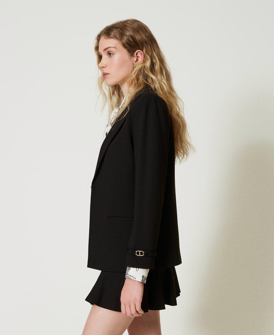 Blazer mit „Oval T“-Riegeln