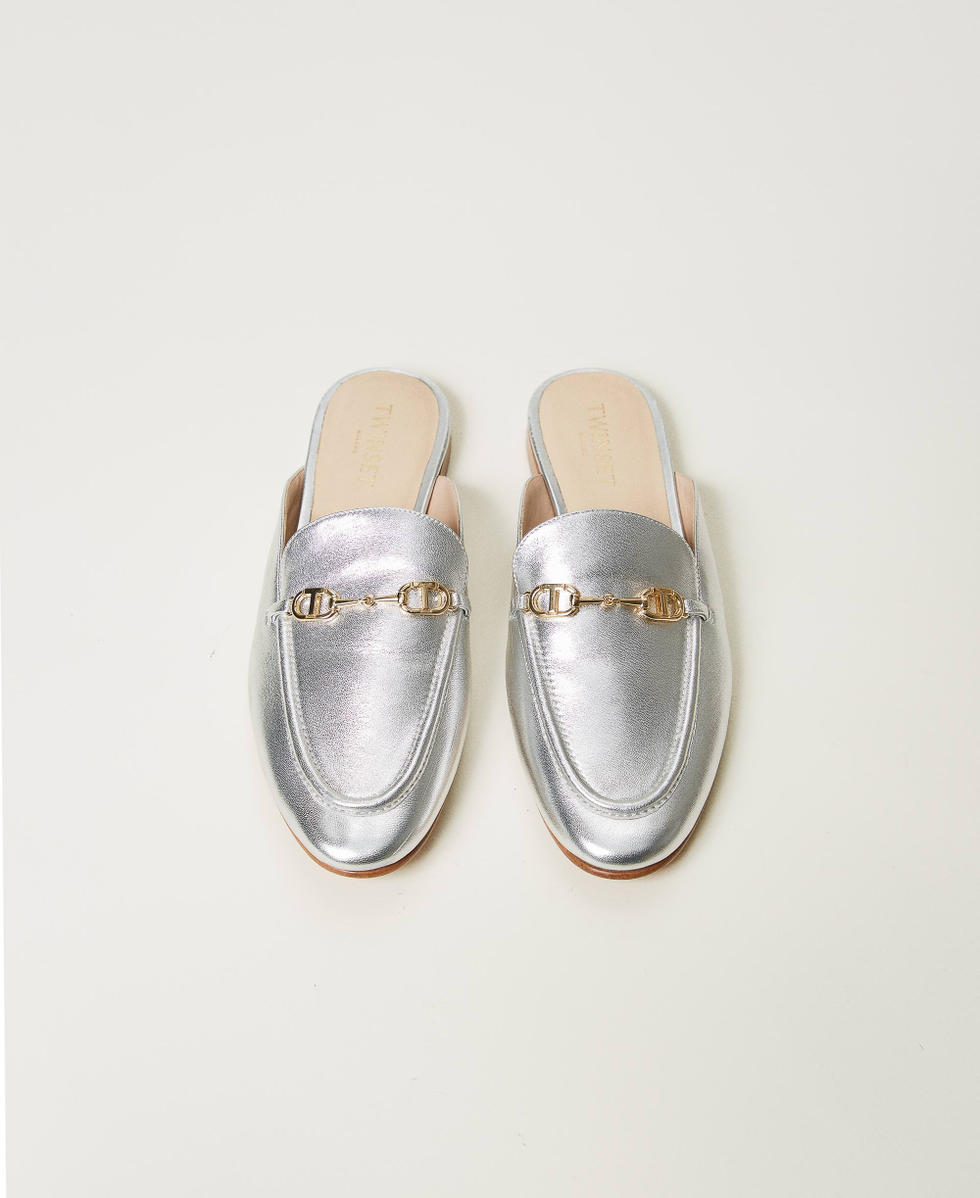 Leather mules with Oval T Silver Woman 251TCP136_00995_04