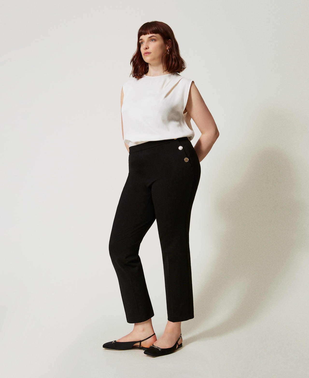 Trousers with jewel buttons Black Woman 251TP2137_00006_02