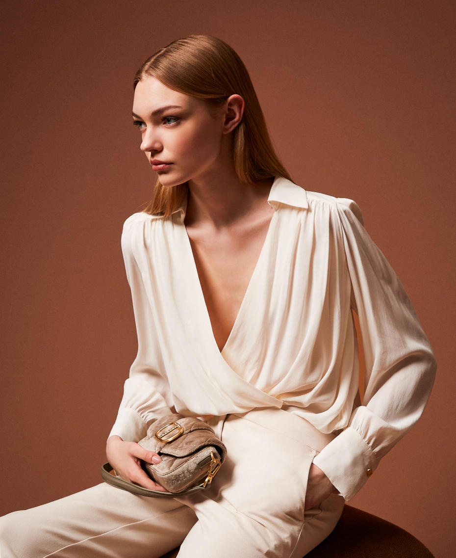 Crêpe de Chine bodysuit with gathering Lily Woman 252TP2293_00381_PC