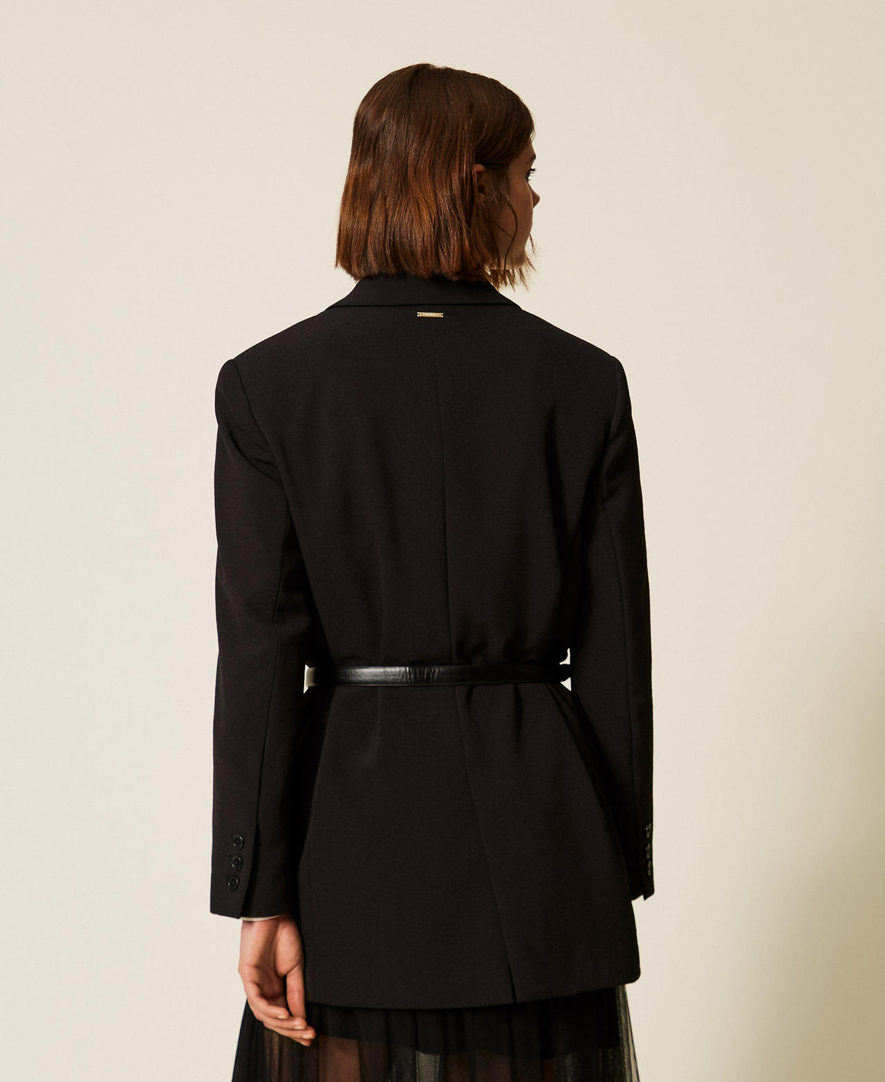 Chaqueta blazer de cady con cintur&oacute;n Negro Mujer 262LI2DQQ_00006_03