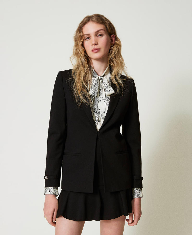 Blazer mit „Oval T“-Riegeln