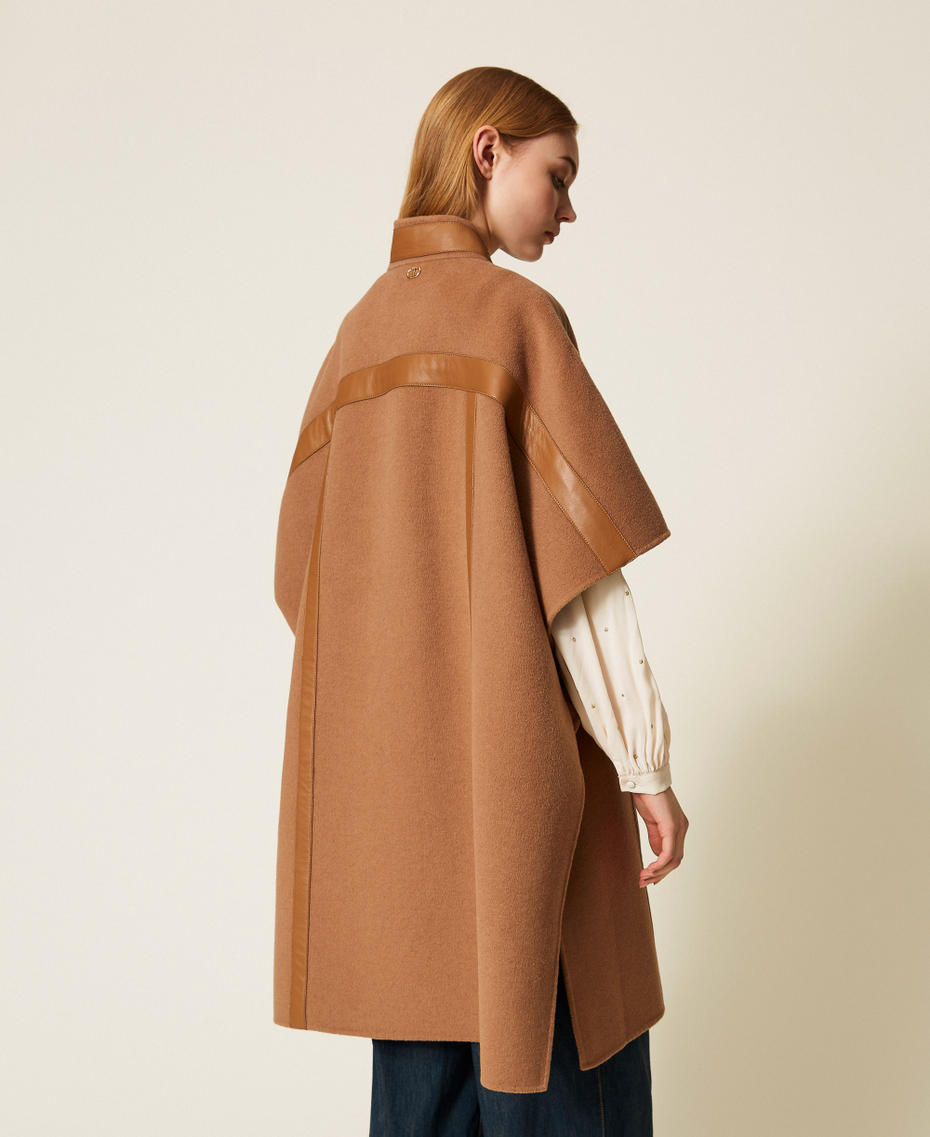 Cape en drap double Marron « Sandy Brown » Femme 252TP2073_11754_03