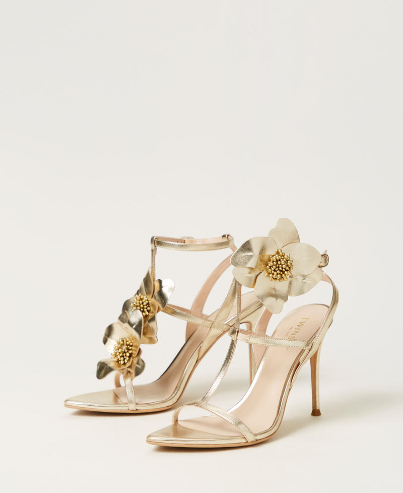 High-heeled sandals with flowers Platinum Woman 251TGT102_11733_02