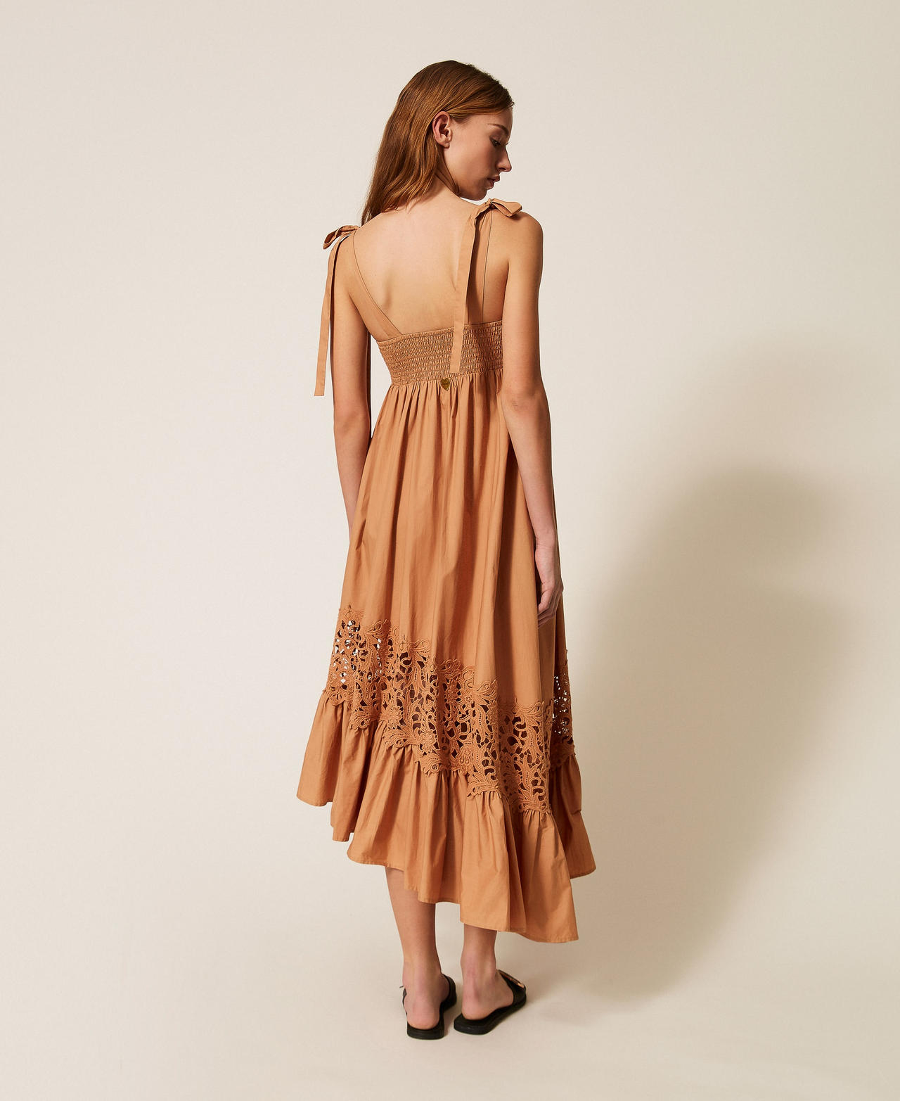 Poplin midi dress with macram&eacute; "Hazelnut&rdquo; Brown Woman 261LB2ABB_10282_03
