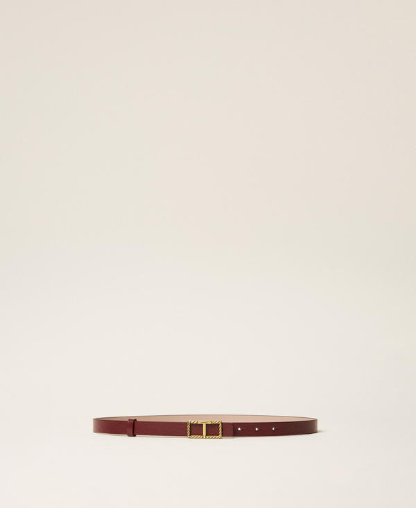 Reversible belt with logoed buckle