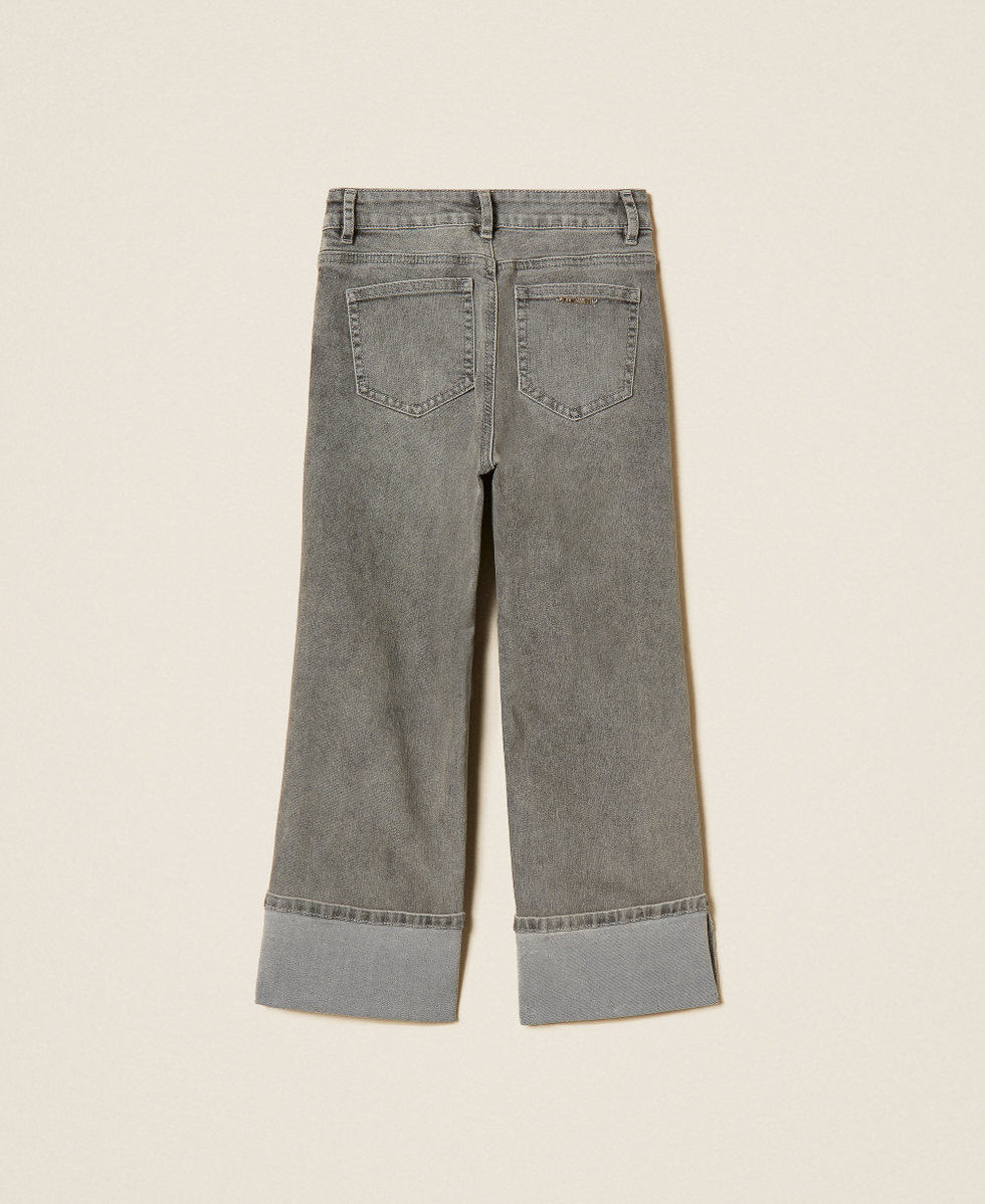 Straight jeans with folded bottom