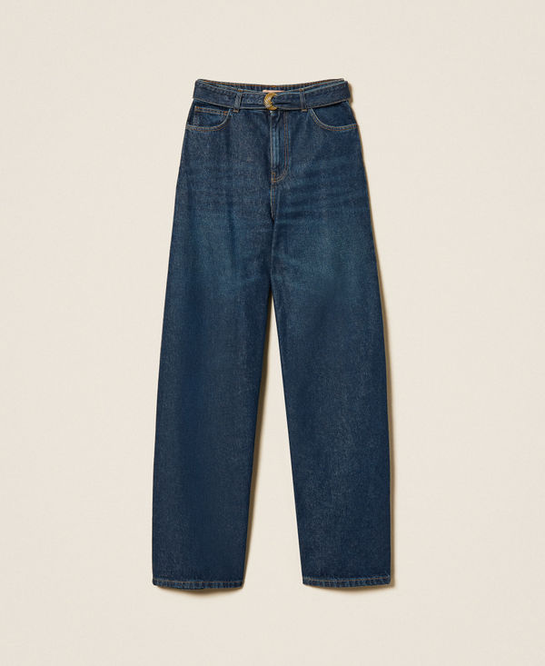 Barrel jeans with belt