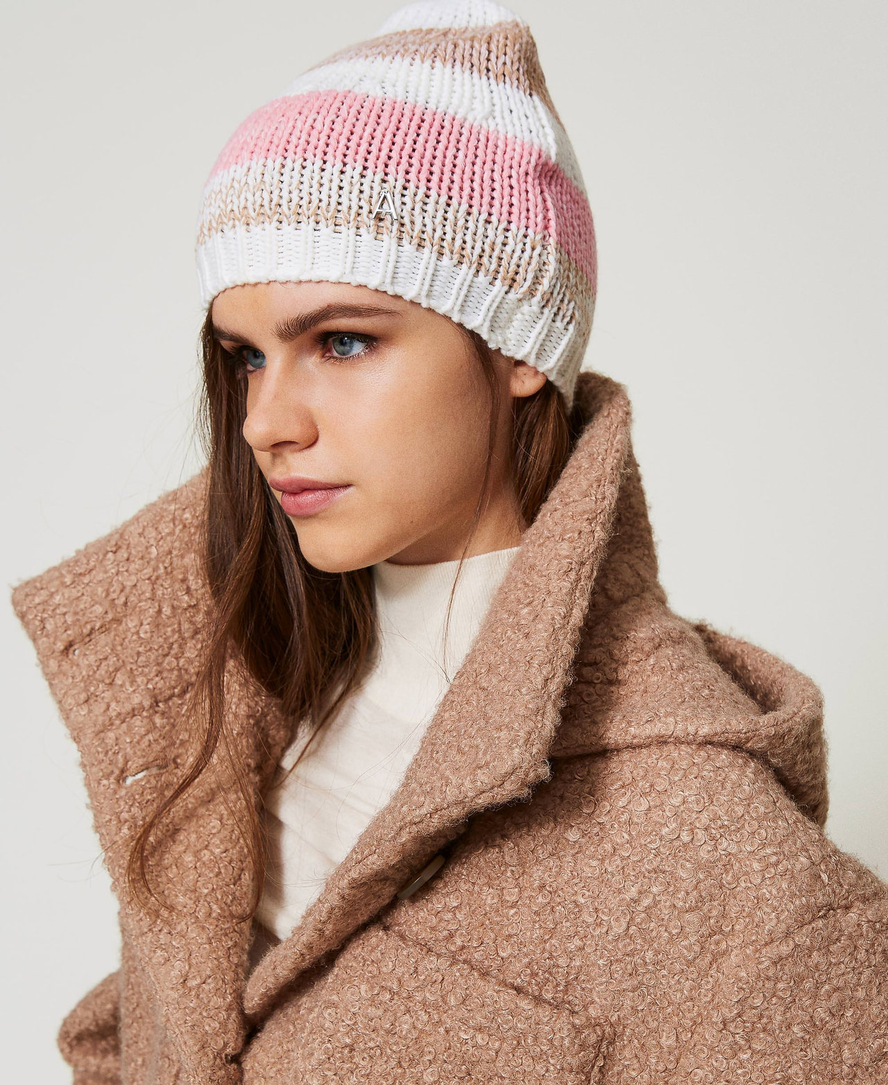 Jacquard knit beanie Multicolour Crystal Pink / Cinnamon Brown / White Woman 242AA4051_11868_S0
