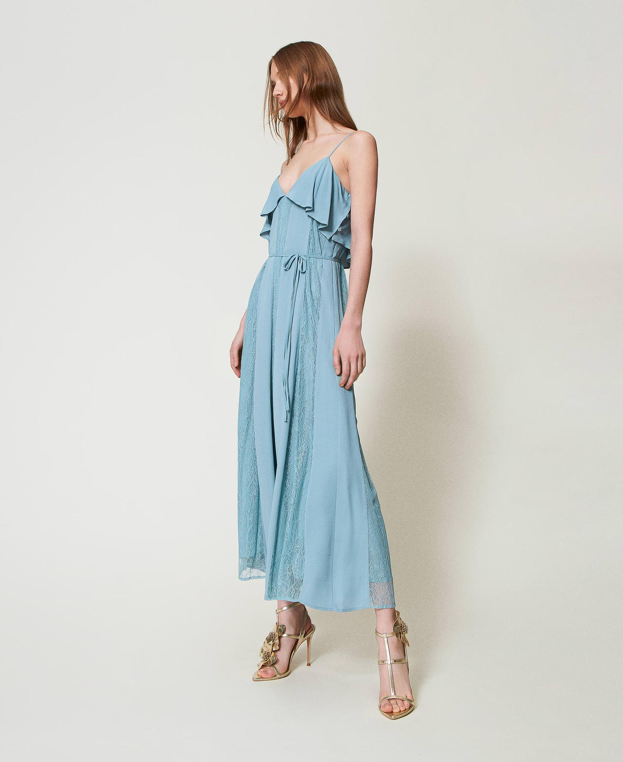 Long cr&ecirc;pe and Chantilly lace dress with ruffles Dusty Blue Woman 251TP2412_00485_02