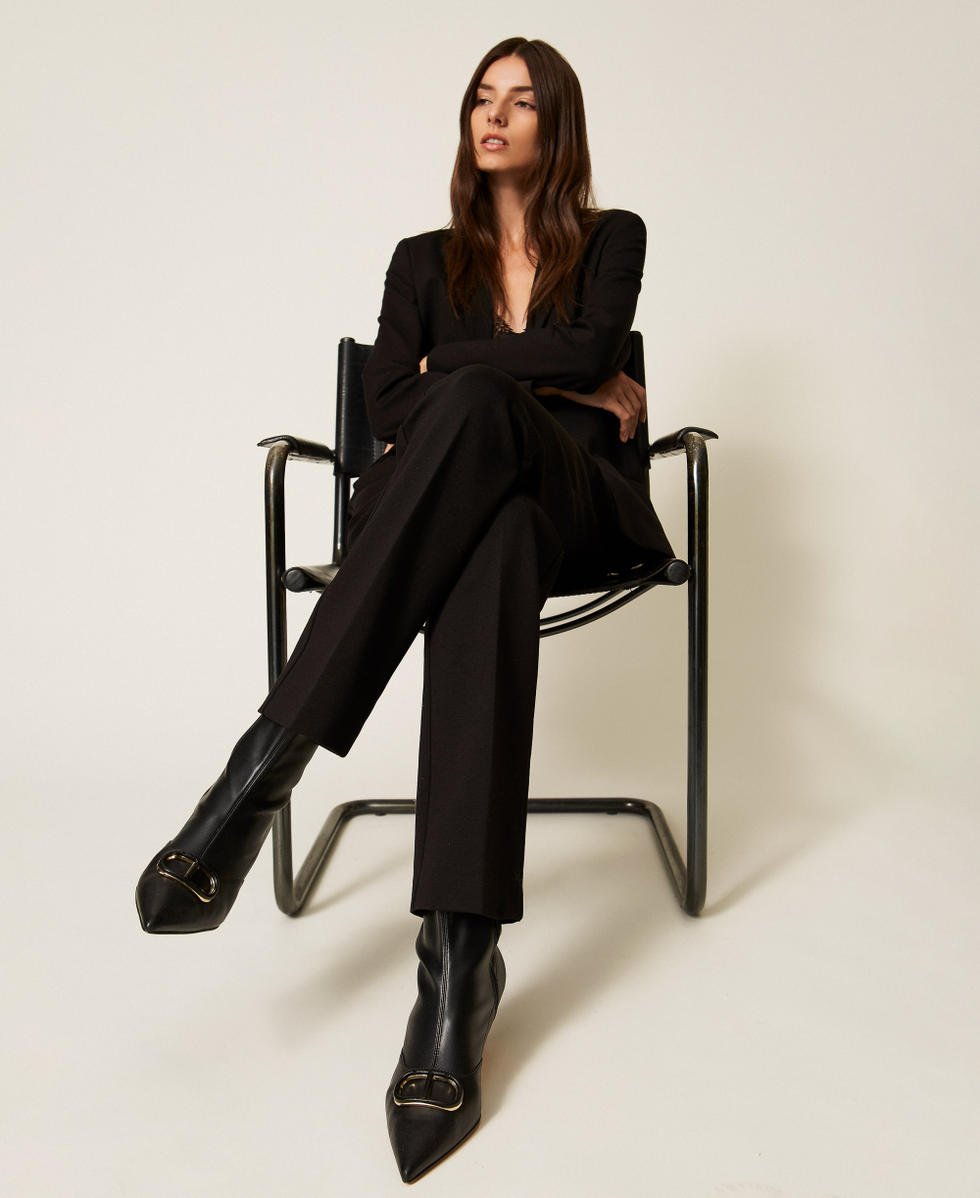 Boots with Oval T Black Woman 252TCP034_00006_T0