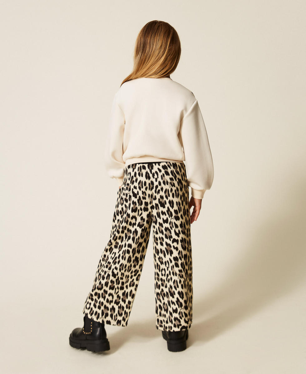 Felpa baby con Oval T e pantaloni stampati Bicolor Bianco "Papiro" / Stampa Leopardata Bambina 252GB211A_12740_03
