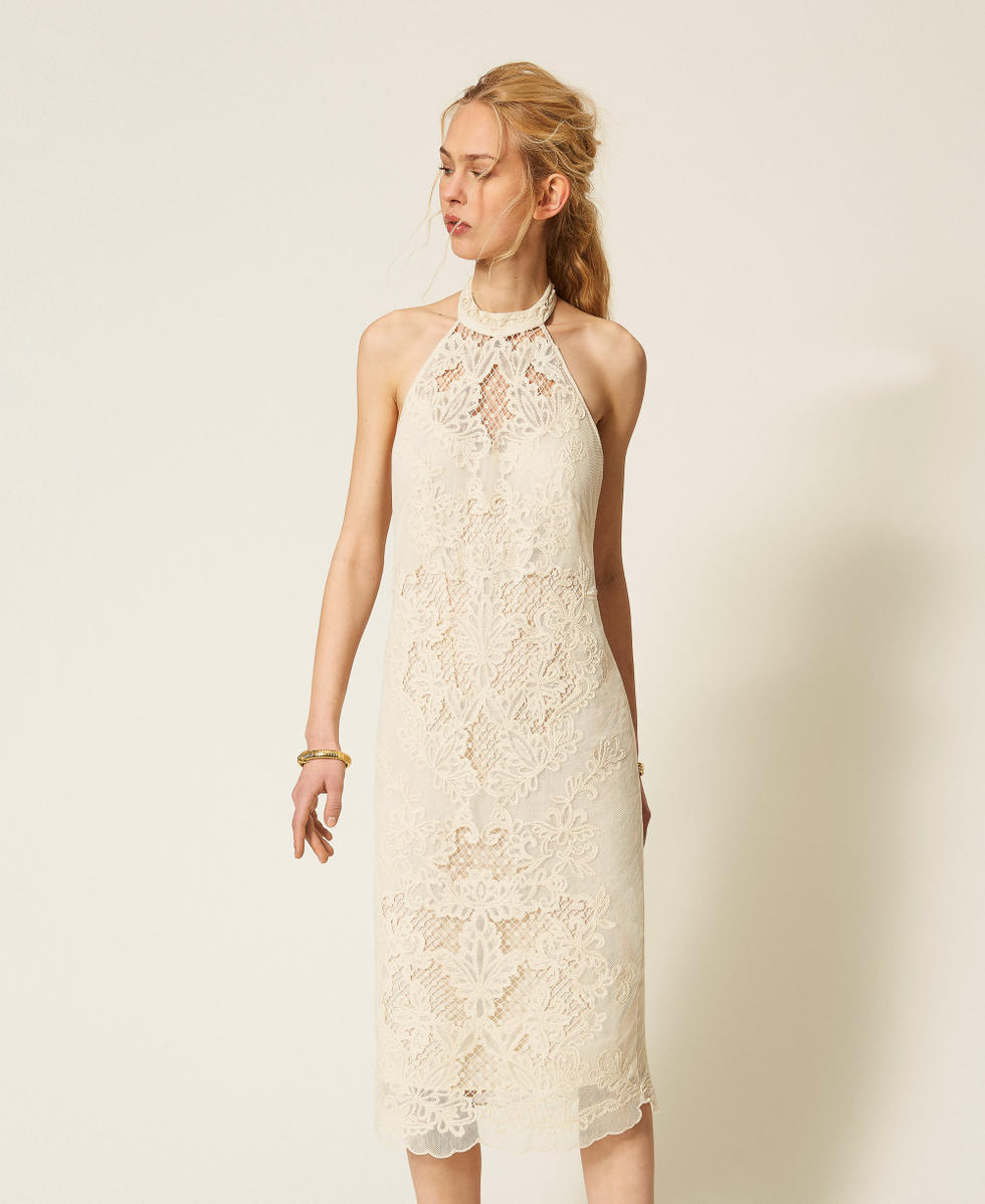 Langes Kleid aus Mesh mit Stickerei Wei&szlig; Schnee Frau 261TQ2012_00282_01