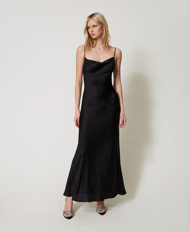 Robe longue ajust&eacute;e en satin Noir Femme 251TT2180_00006_01