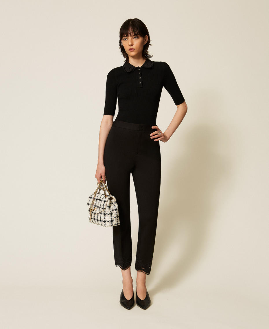 Pantal&oacute;n recto con bordado ingl&eacute;s Negro Mujer 262TP2673_00006_01