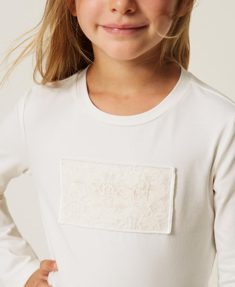 Baby-T-Shirt in Regular-Fit mit gesticktem Logo Wei&szlig; Schnee M&auml;dchen 262GB2123_00282_04