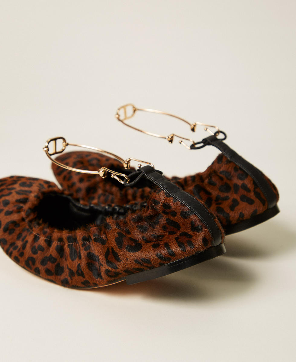 Leather ballet flats with animal print