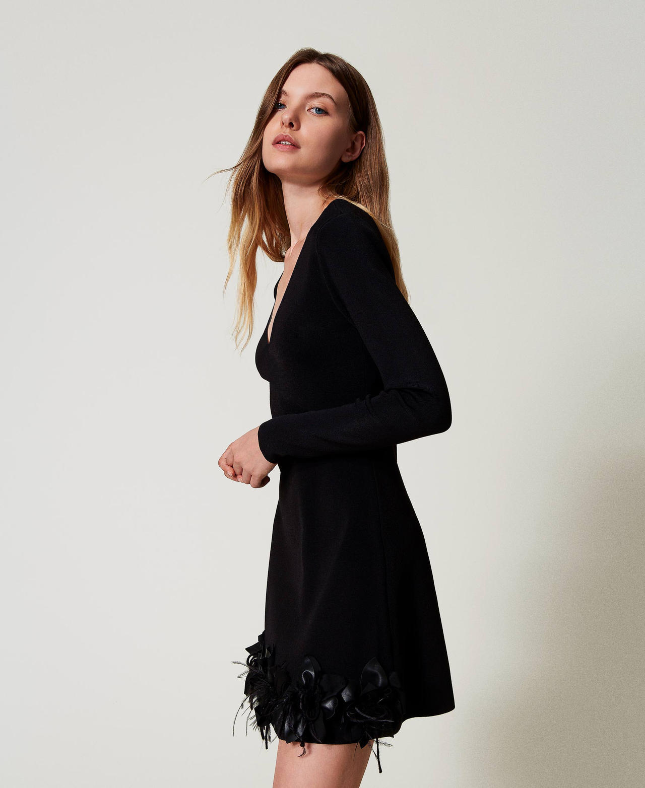 Short knit dress with flowers and feathers Black Woman 242AT3063_00006_02
