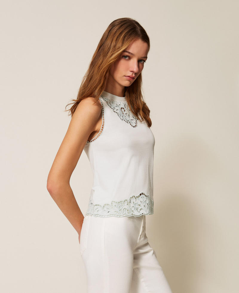 Top avec broderie incrust&eacute;e Bleu &laquo;&nbsp;Aqua&nbsp;&raquo; Femme 261TP2441_13162_02