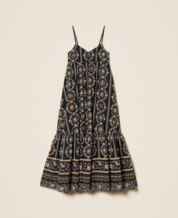 Langes Kleid aus Musselin mit Lochstickerei