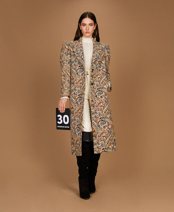 Jacquard coat with cashmere pattern