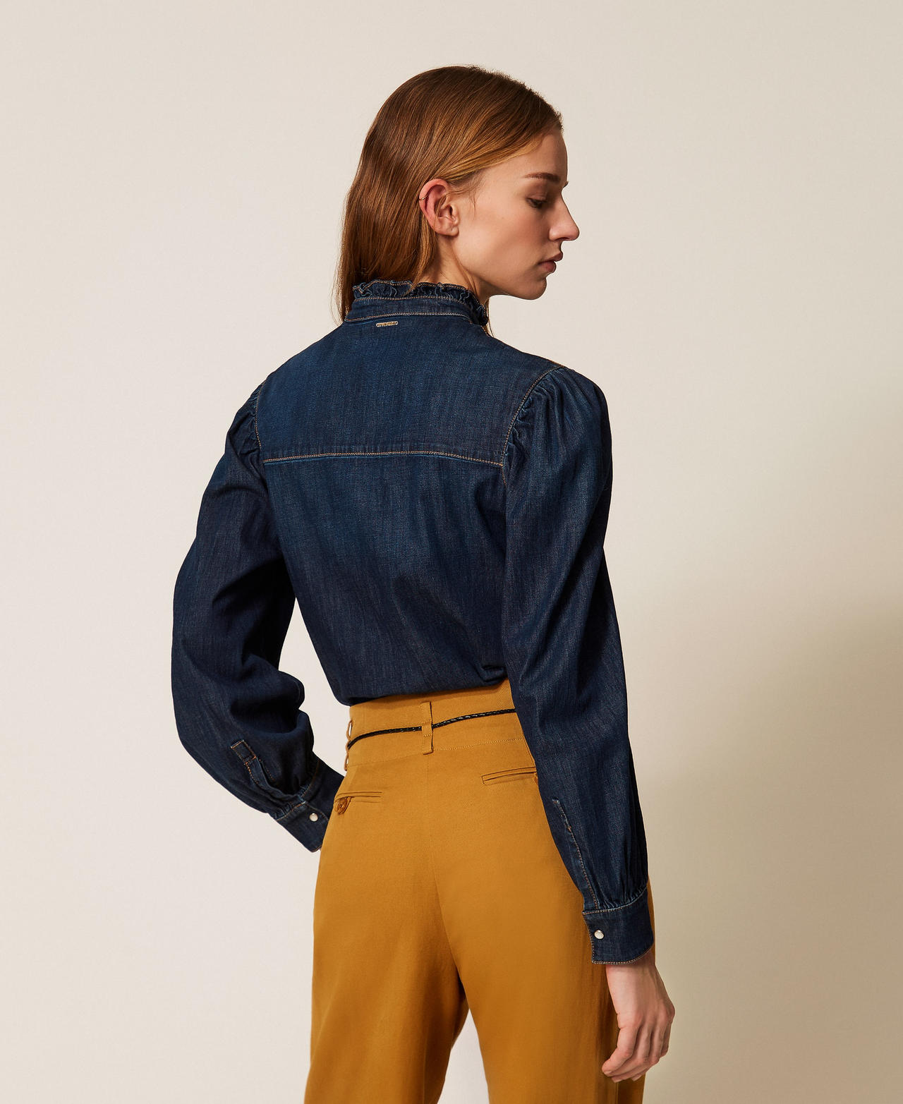 Camicia in jeans con volant Denim Scuro Donna 261TP2672_01313_03