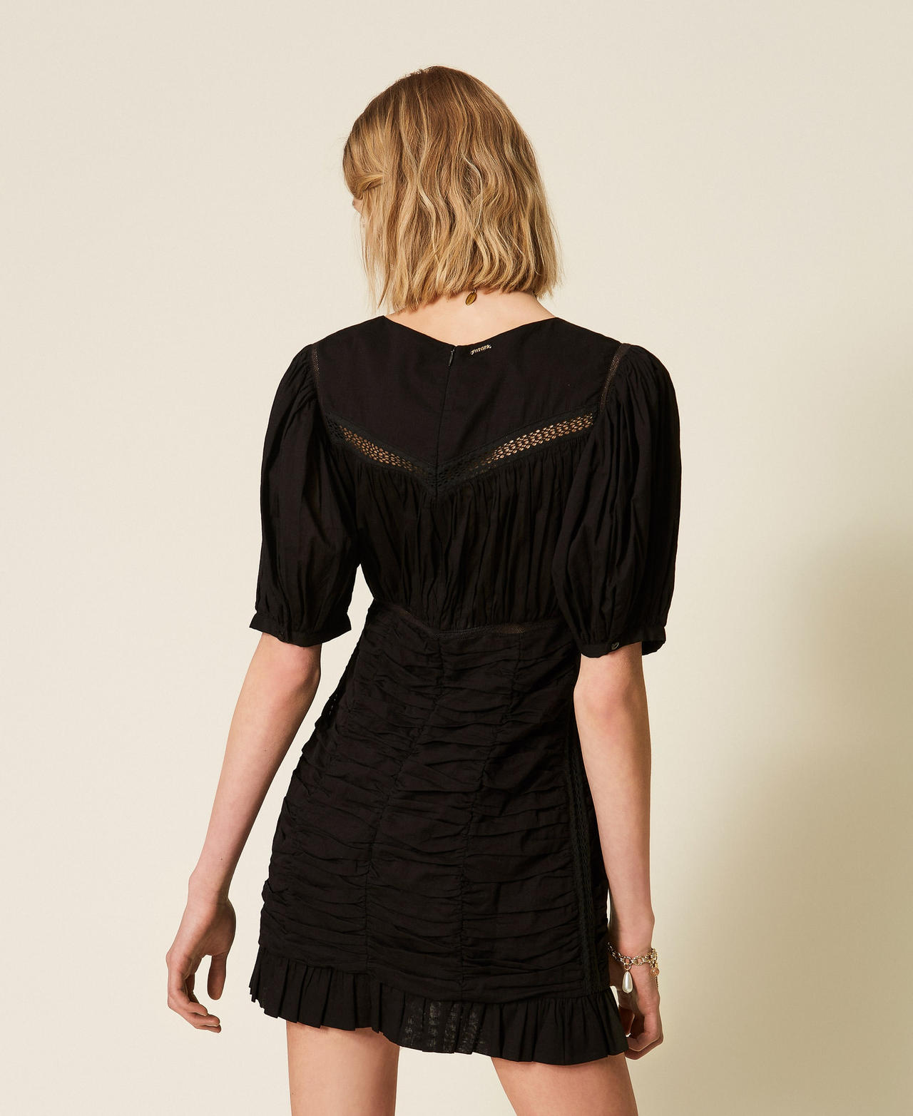 Short muslin dress with gathering Black Woman 261TT2330_00006_03