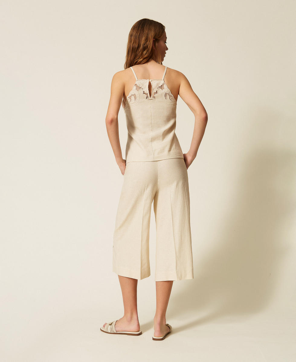 Pantal&oacute;n cropped de lino mixto con bordado N&aacute;car Mujer 261TP2313_00059_03