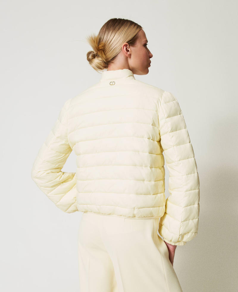 Lightweight puffer jacket with logo buttons Vanilla Woman 251TP2030_12143_03