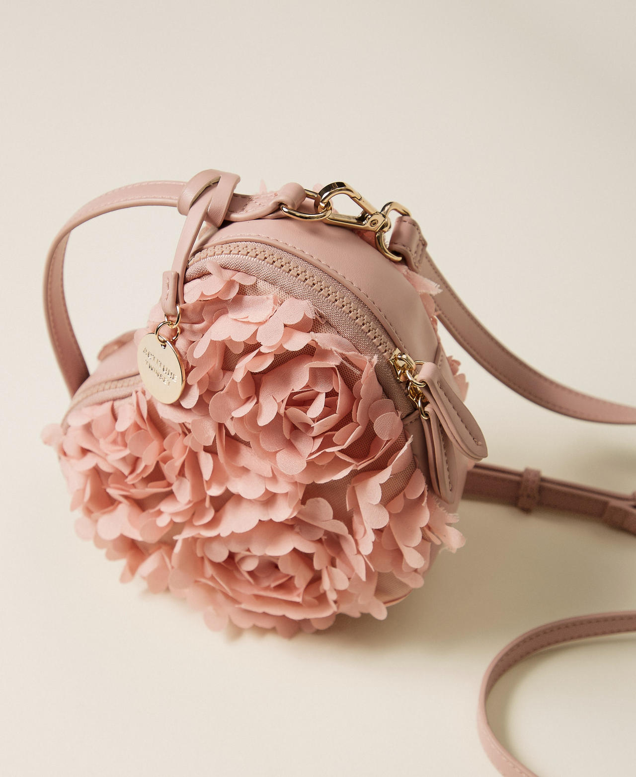 Heart-shaped shoulder bag with flowers Pink Dancer Woman 261AA7012_10021_02