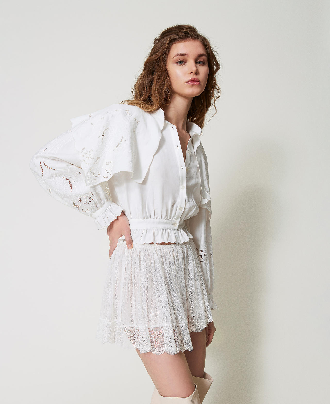 Camicia 'Elba' in lino con ricami Bianco Neve Donna 251TS2112_00282_02