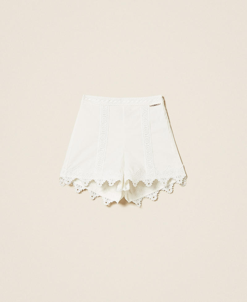 Baby-Shorts aus Popeline mit Spitze Mattwei&szlig; M&auml;dchen 261GB2021_00526_S0