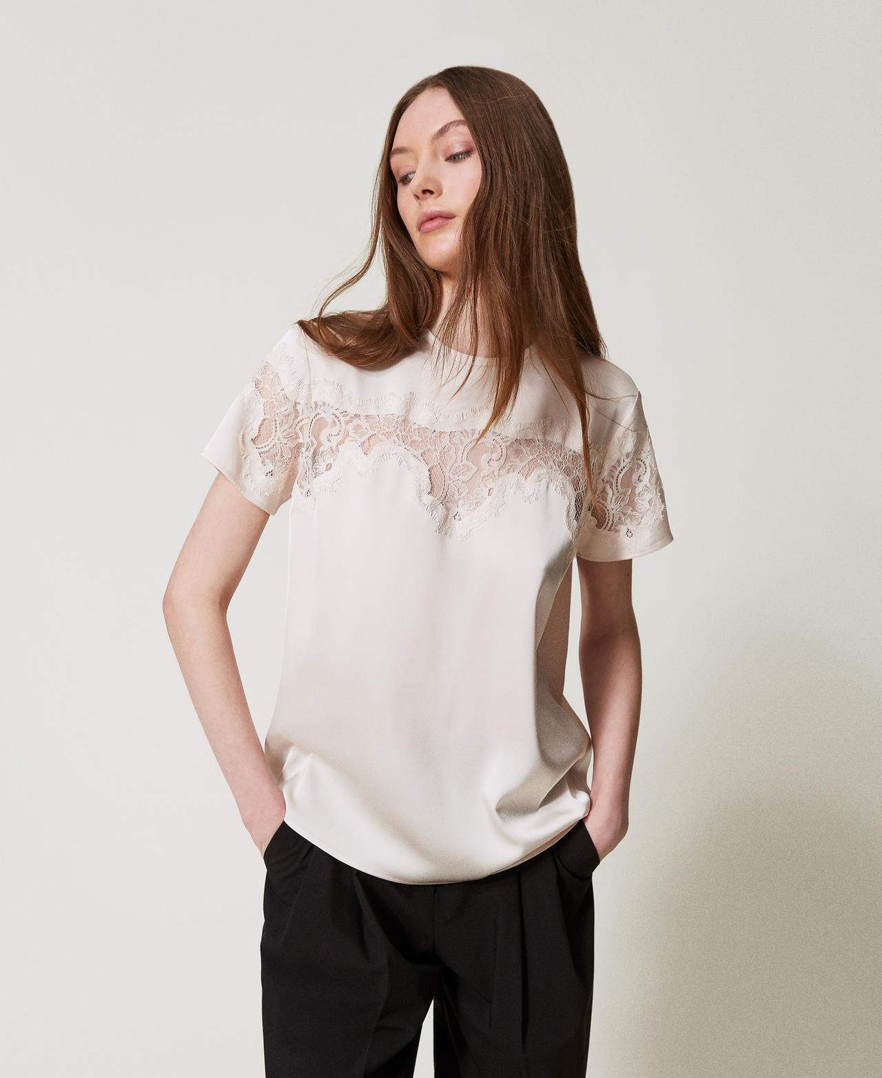T-shirt in raso con pizzo Bianco "Old White" Donna 251TQ2013_11748_01