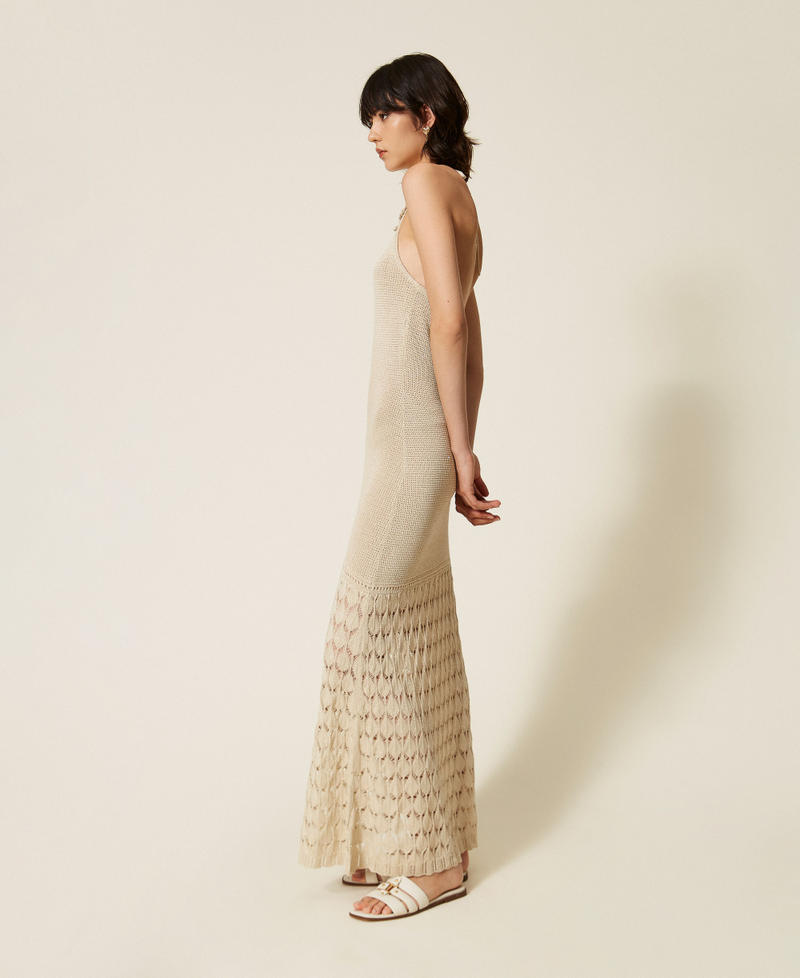 Maxi-Strickkleid mit H&auml;keldetails