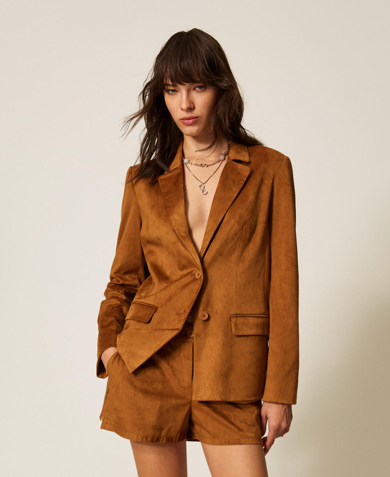 Suede shorts with pockets Rubber Brown Woman 261AP2332_10065_01