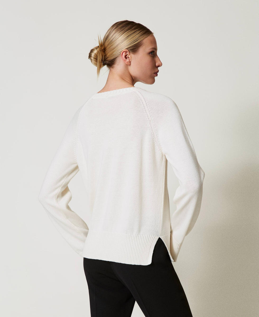 Jumper with logoed foulard