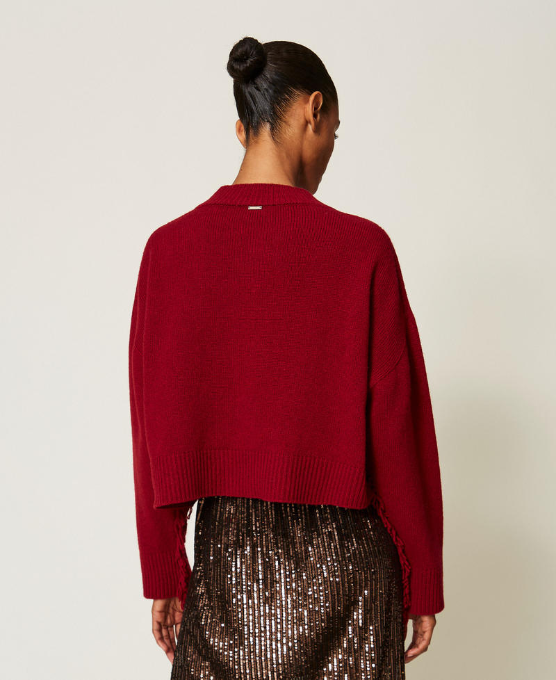 Pullover aus Wollmischung mit Fransen Bloody Mary Dunkel Frau 262TT3211_14100_03