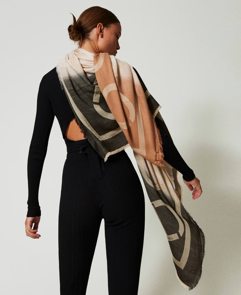 Jacquard kefiah with Oval T Multicolour Black / Old White / Sandy Brown Woman 242TA4500_11881_S0